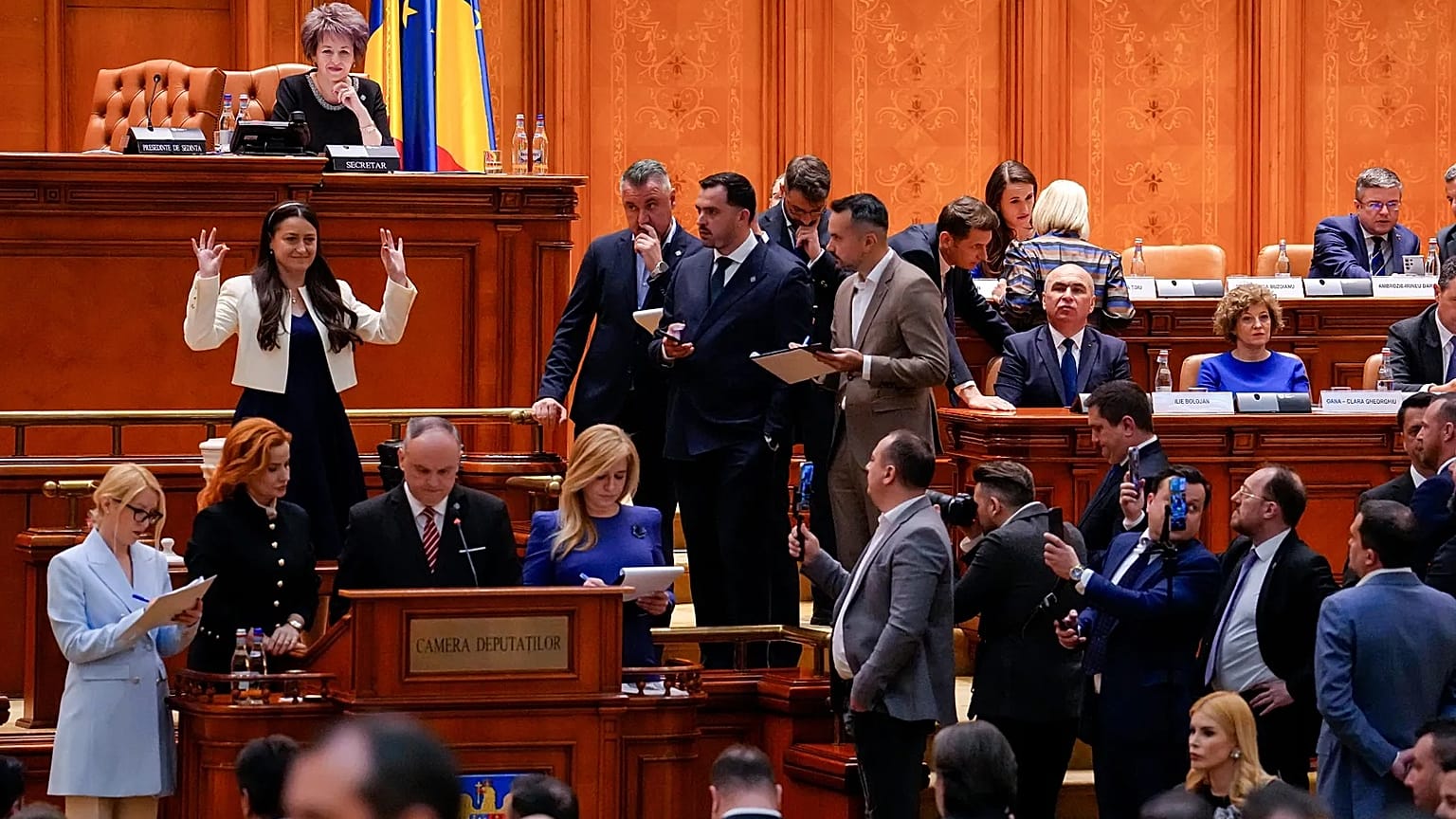 Romania's Bolojan Government Toppled 281-4 in No-Confidence Vote as Pro-EU