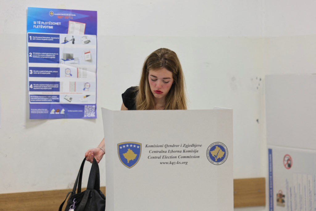 Kurti's Vetevendosje Tops Kosovo's Third Election in 18 Months but Fal